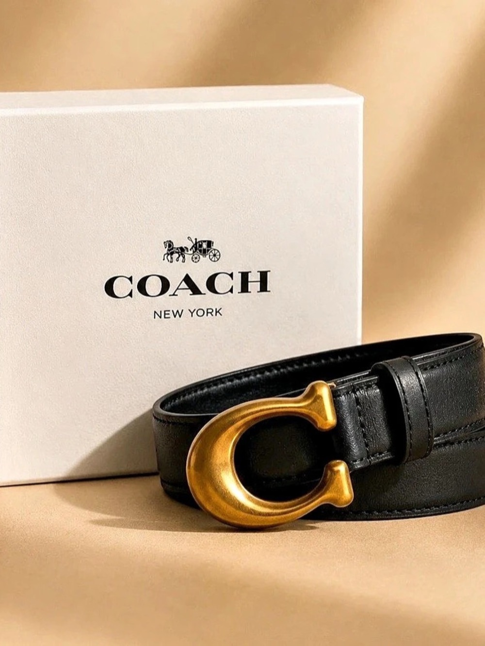 Coach Sculpted C Buckle Cut-To-Size Reversible Belt Black